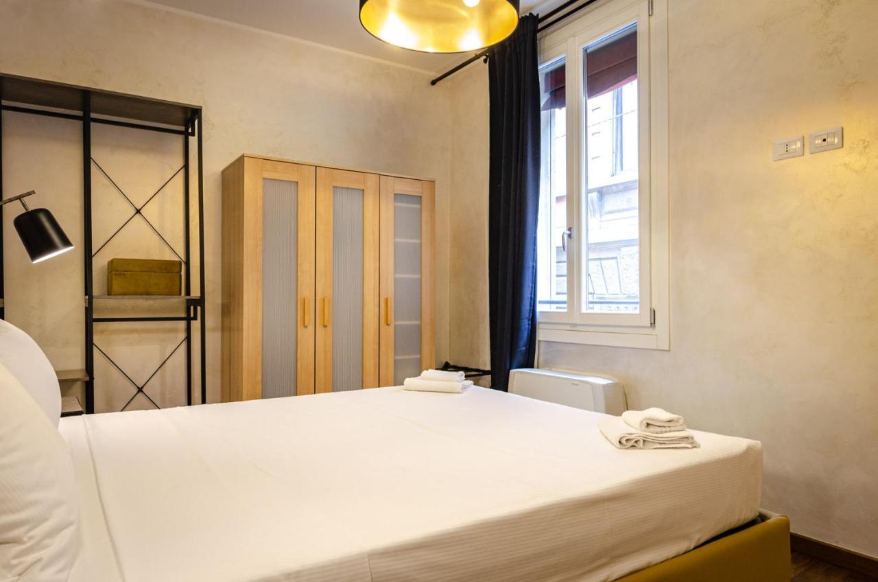 Goito Luxury Apartment, In The Historical Center Bolonha Exterior foto